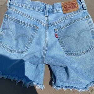 501 levi’s women shorts